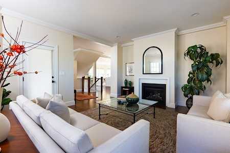 49 Summit Ave #1 Brookline, MA 02446