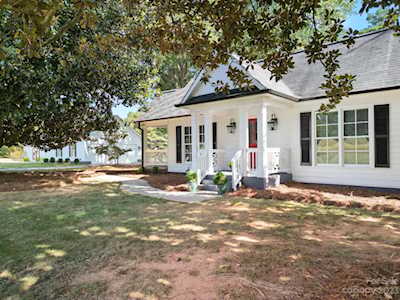 1425 Centenary Church Rd Mt Ulla, NC 28125