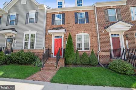 11661 Emerald Green Dr Clarksburg, MD 20871