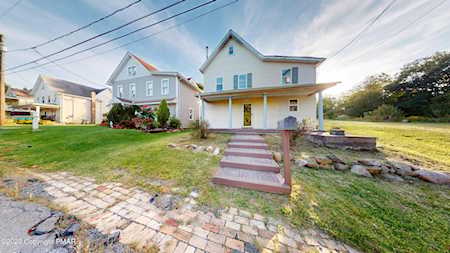 136 S Kittatinny Rd Lehighton, PA 18235