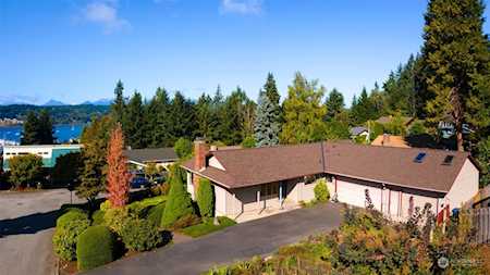 1020 NE Tollefson St Poulsbo, WA 98370