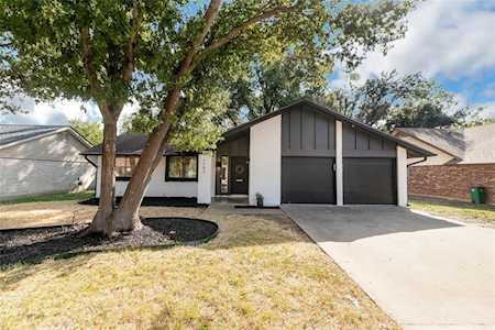 1103 Red Cliff DR Austin, TX 78758