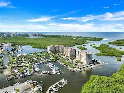 435 Dockside Dr #1102 Naples, FL 34110
