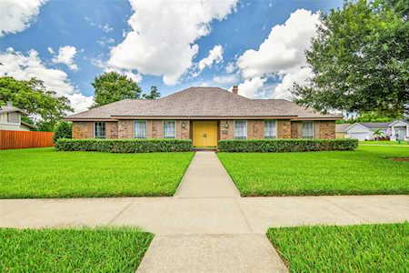1709 Teakwood Dr Plant City, FL 33563