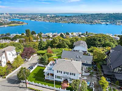 2122 N 5th Ave N Seattle, WA 98109