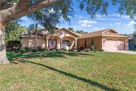 7800 Woodland Bend Circle Fort Myers, FL 33912