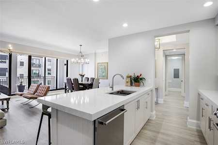 1030 S 3rd Ave #419 Naples, FL 34102