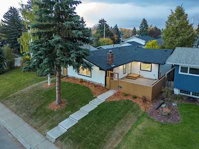 10632 Mapleglen Crescent SE Calgary, AB T2J 1X2