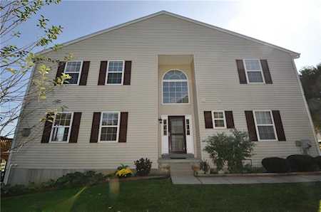6901 Hunt Dr Macungie, PA 18062