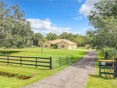 319 Guy Rd Orlando, FL 32828