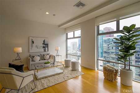 801 S Grand Ave #1604 Los Angeles, CA 90017