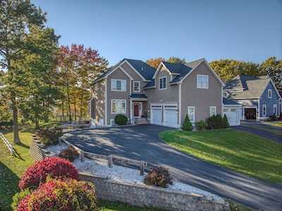 6 Silver Spruce Dr Grafton, MA 01519