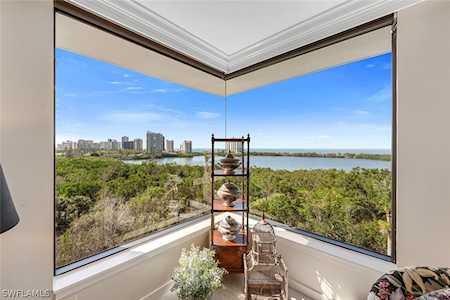5555 Heron Point Dr #702 Naples, FL 34108