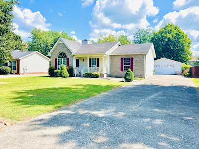 289 Huntington Dr Gallatin, TN 37066