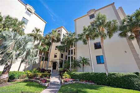7024 Pelican Bay Blvd #F-103 Naples, FL 34108