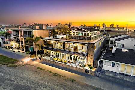 3470 Bayside Walk San Diego, CA 92109