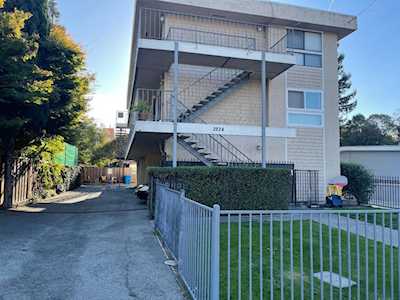 2824 Marlborough Ave #2 Redwood City, CA 94063