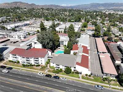 21800 Schoenborn St #260 Canoga Park, CA 91304
