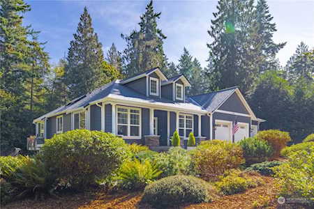 12594 NE Winter View Ln Bainbridge Island, WA 98110