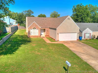 9720 S 70th Ave Tulsa, OK 74133