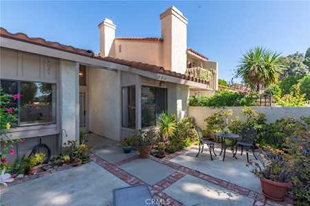 1964 Olivewood Ct Thousand Oaks, CA 91362