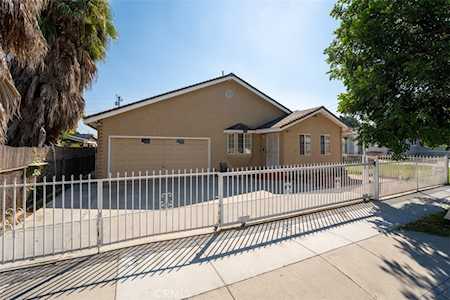 2330 W Lincoln St Long Beach, CA 90810