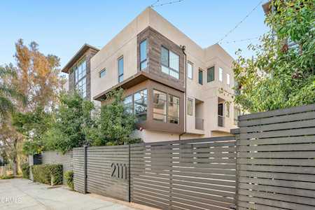 2111 N Cahuenga Blvd #13 Los Angeles, CA 90068