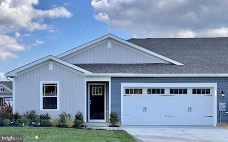 55 Casterline Ct Dover, DE 19901