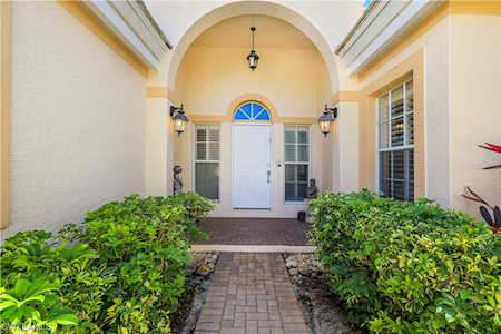 382 Carlton Place #6 Naples, FL 34108