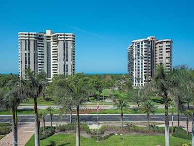 6000 Pelican Bay Blvd #C-402 Naples, FL 34108