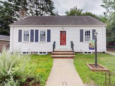 11 Naviens Lane Waltham, MA 02453