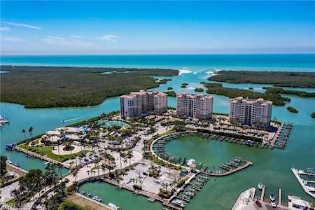 445 Dockside Dr #B-902 Naples, FL 34110
