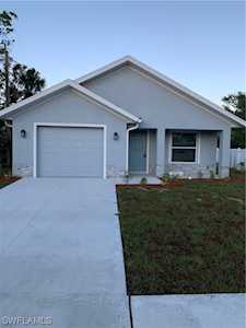 2134 Davis St Fort Myers, FL 33916