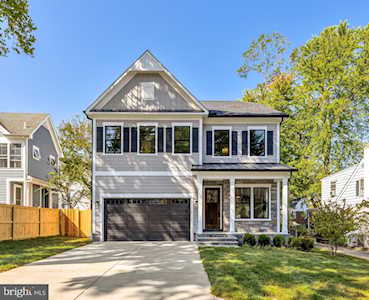 8612 Lancaster Dr Bethesda, MD 20814