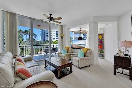 4255 N Gulf Shore Blvd #103 Naples, FL 34108