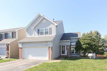 54 W Rustic Ln Round Lake Beach, IL 60073