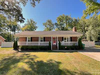 400 Parallel Dr Harrisburg, NC 28075