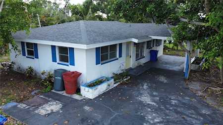 3941 Maxine St Fort Myers, FL 33901