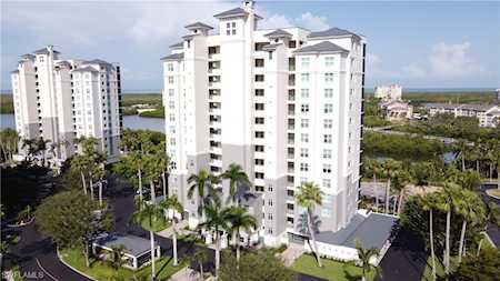 430 Cove Tower Dr #1101 Naples, FL 34110