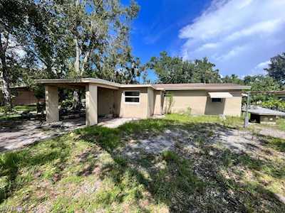 544 Carolina Ave Fort Myers, FL 33905