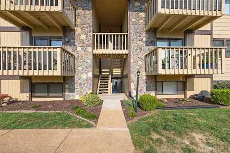 84 Lemans Ct Lake St Louis, MO 63367