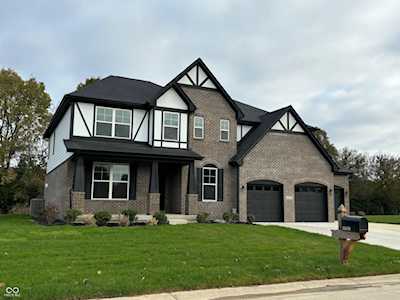 10658 Eagle Dr Indianapolis, IN 46234