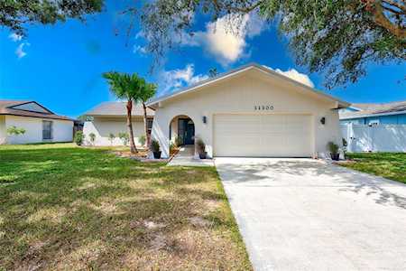 11300 Malaga Dr Largo, FL 33774