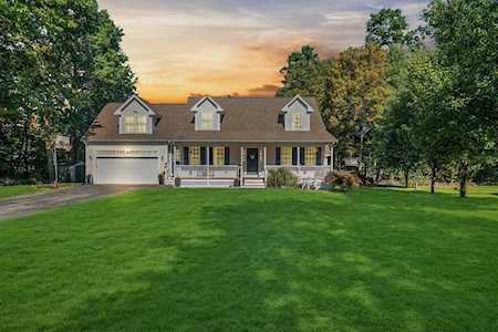5 Michelle Drive Salisbury, MA 01952
