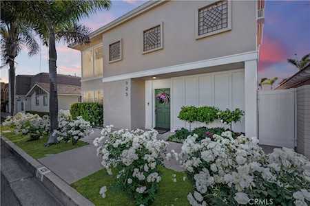 125 Via Genoa Newport Beach, CA 92663