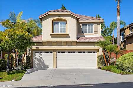 5528 Foxtail Loop Carlsbad, CA 92010