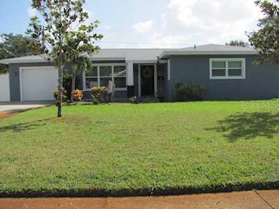 2053 Robinson Dr N St. Petersburg, FL 33710