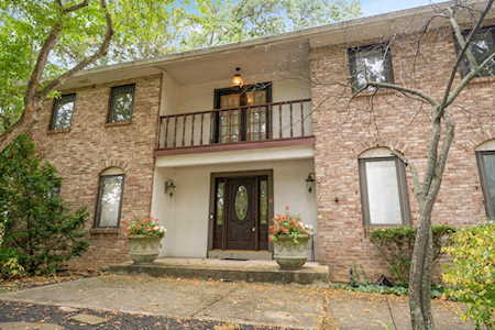 842 Strawberry Hill Road Columbus, OH 43213