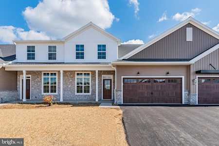 735 Aurora Dr #425 Mechanicsburg, PA 17055