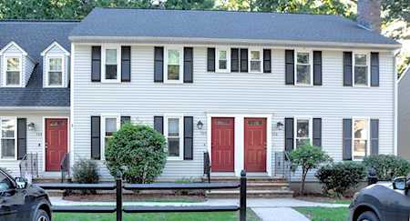 319 Wellman Ave #319 Chelmsford, MA 01863